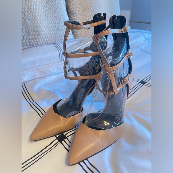 Kendall and Kylie Nude Caged Ankle Leather Pointy High Heel Pumps - Picture 4 of 7